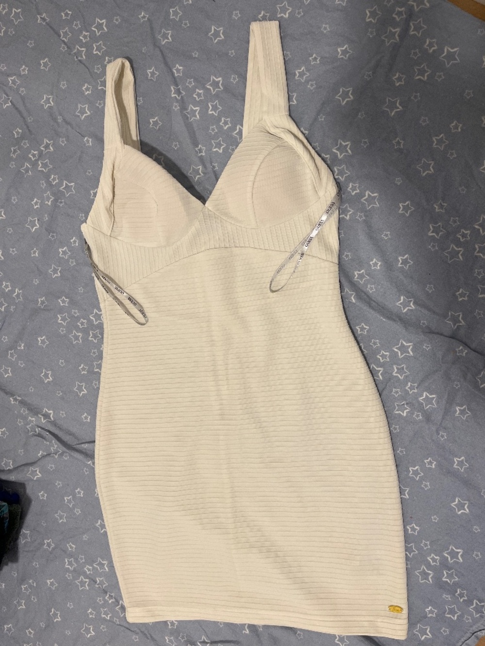 Dresse ( size M [women ]) Guess